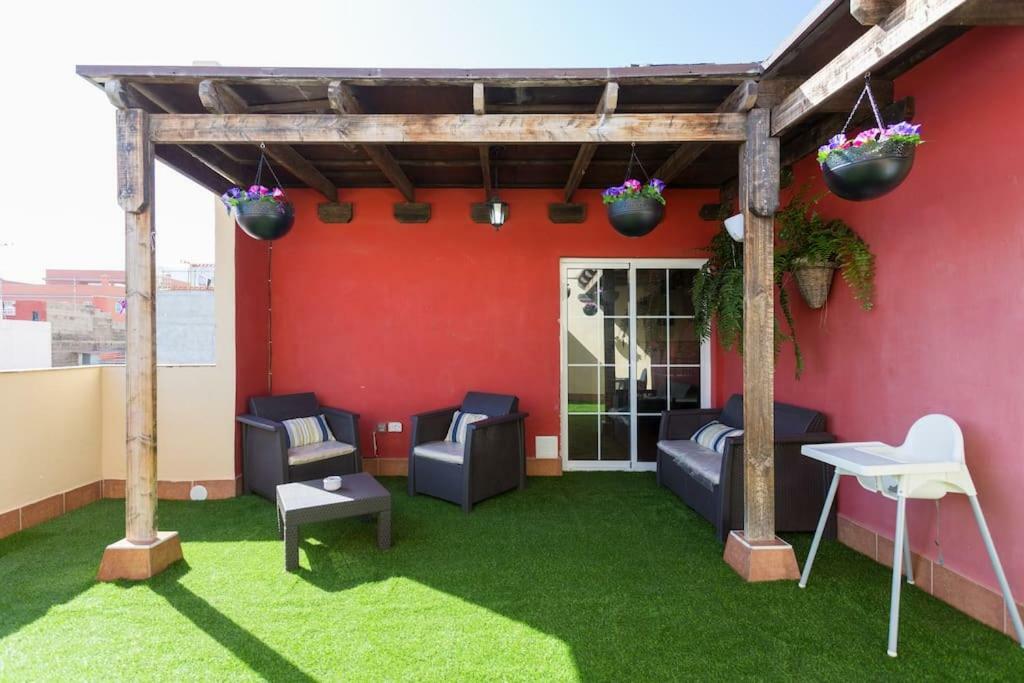 Villa Blanca Tenerife - Private Rooms - Terrace And Bbq, 5 Minutes From The Beach And Airport San Isidro  Exterior photo